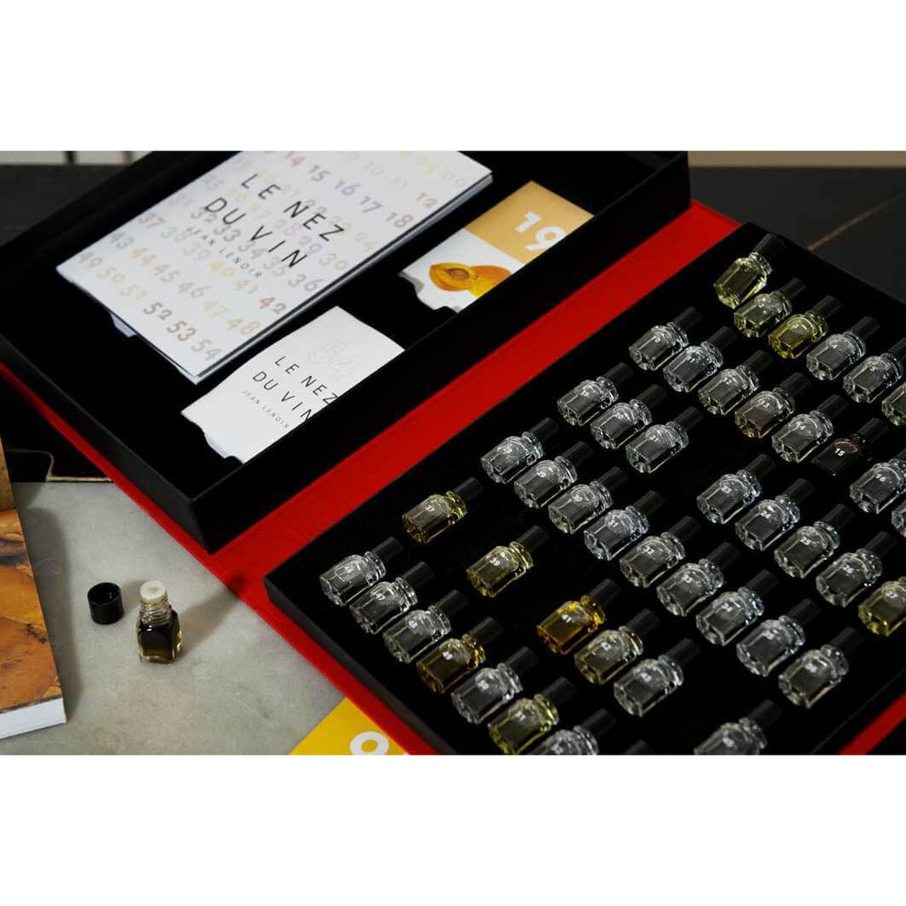 the aromas of the Le Nez Du Vin